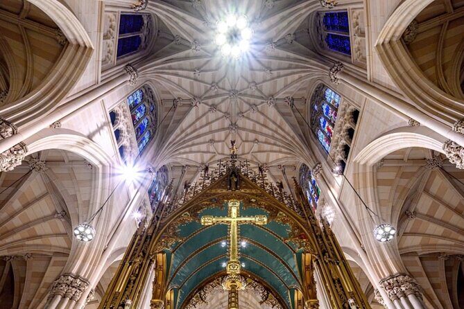Official Audio Tour of St. Patrick's Cathedral - An In-Depth Look at the Experience