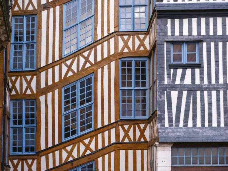 Official English 2hrs Guided Tour of the Must-Sees of Rouen - Who Should Book This Tour?