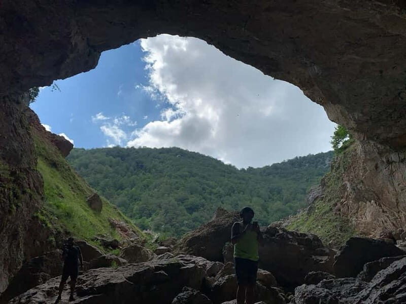 Offroad: Biza Lake and Vali Cave Day Trip - Who Should Consider This Tour?