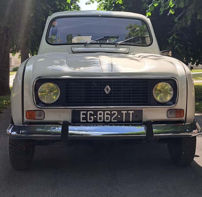 Oise: COMPIEGNE/PIERREFONDS tours (without a driver) in a Renault 4L - A Detailed Look at the Renault 4L Tour in Hauts-de-France