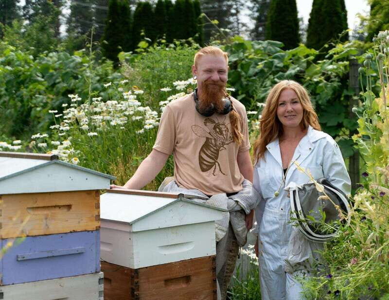 Okanagan Bee Tour, Wine Tasting and Lunch at Kelowna Winery - How This Tour Compares to Other Experiences