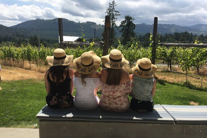Okanagan Wine Tour In Lake Country Canada - Key Points