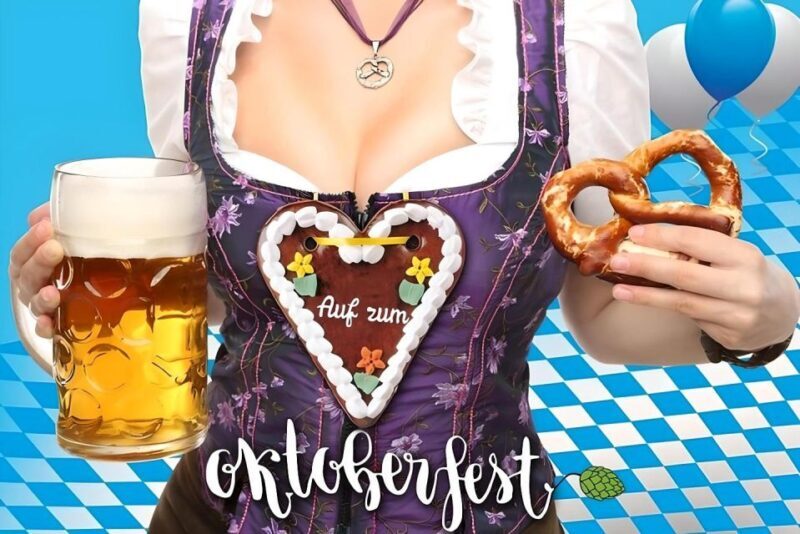 Oktoberfest Munich: Large Beer Tent Entry+Table Lunch/Dinner - Authentic Oktoberfest Atmosphere in a Hassle-Free Package
