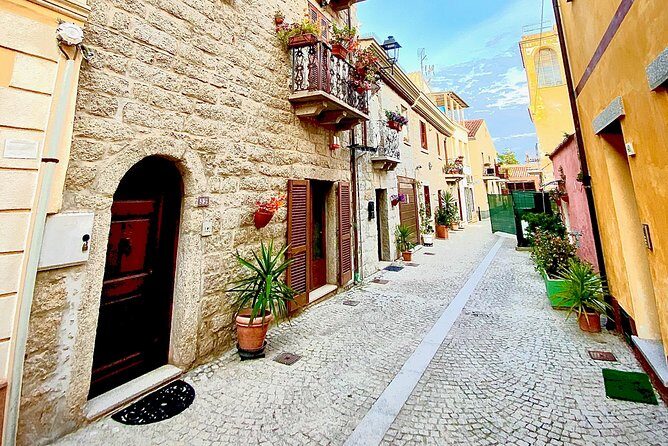 Olbia: Complete City Tour in Tuk-Tuk - FAQ