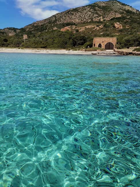 Olbia: Dinghy tour to the islands of Tavolara and Molara, swimming and snorkeling - What the Reviews Say