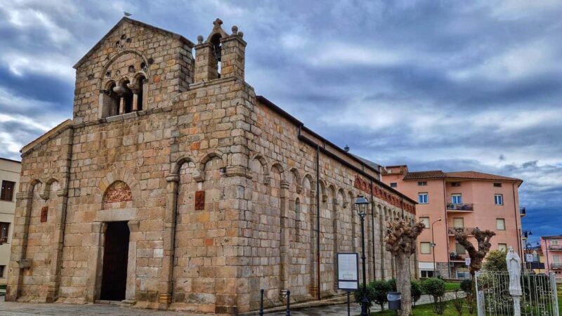Olbia: Guided Tour with Archaeological Sites and Aperitif - Key Points