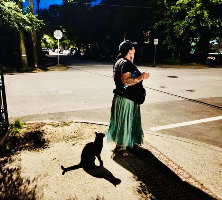 Old Louisville: Paranormal Buff Supernatural Tour with Beer - A Walk Through Old Louisville’s Haunted Streets