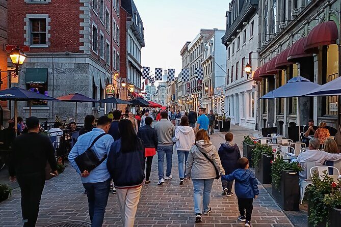Old Montreal at Twilight Walking Tour Semi-Private - What Is the Old Montreal at Twilight Walking Tour?