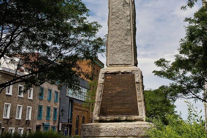 Old Montreal self-guided walking tour & scavenger hunt - What to Expect from the Old Montreal Self-Guided Tour and Scavenger Hunt