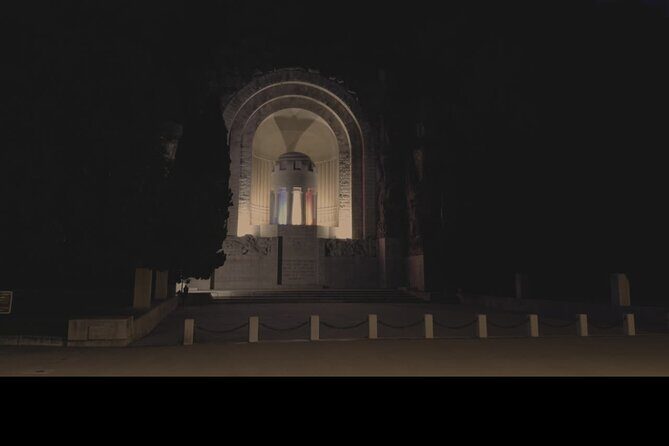 Old Nice: 800 years of a carnival DE l'Histoire - The Group and Practical Details