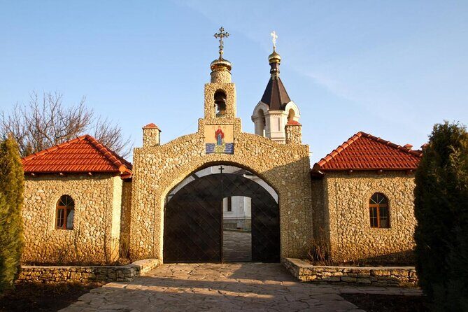 Old Orhei & Curchi Monasteries in one day - Exploring Moldova’s Hidden Treasures: Old Orhei & Curchi Monasteries in One Day