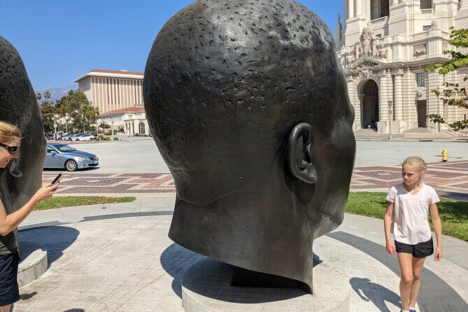 Old Pasadena Scavenger Hunt Walking Tour and Game - What is the Old Pasadena Scavenger Hunt Walking Tour?