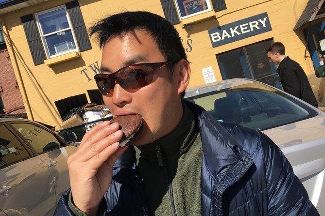 Old Port "Seafood Lovers" Walking Lunch Tour in Portland, Maine - The Guides and Their Impact