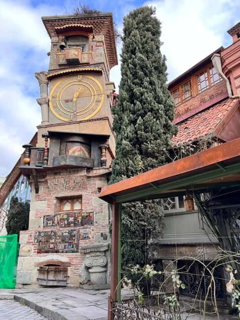 Old Tbilisi Private Walking Tour with Wine and Cable Car - The Real Traveler Experience