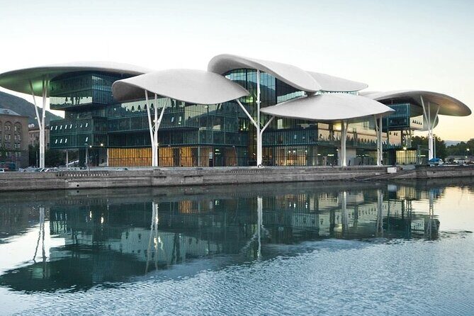 Old tbilisi walking tour & wine tasting - Who Is This Tour Best For?