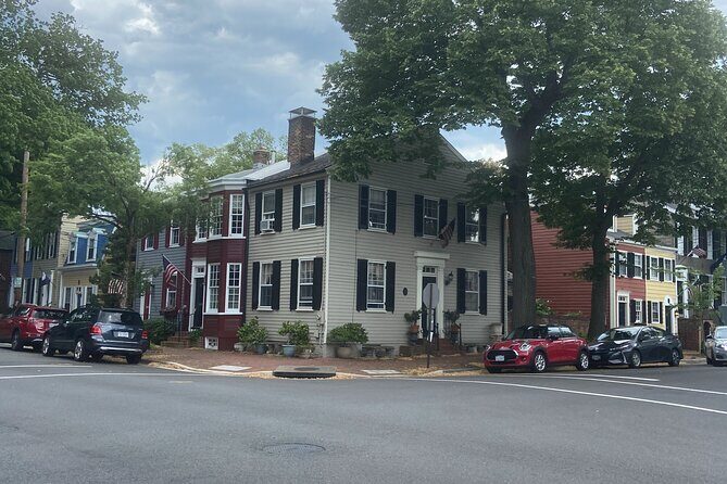 Old Town Alexandria Guided Walking Tour with a Local - The Experience: What to Expect