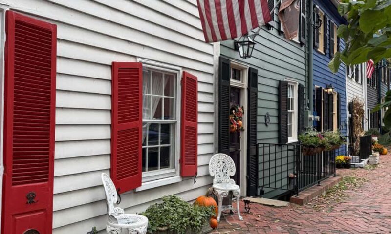 Old Town Alexandria: Guided Walking Tour with a Local - Key Points