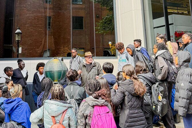 Old Town Toronto and Saint Lawrence Market Walking Tour - Exploring Toronto’s Past in a Compact Walk
