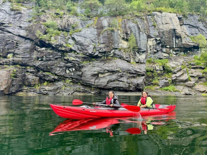 Olden: Experience Beginner-friendly Fjord Kayaking - The Experience of Paddling in the Fjords
