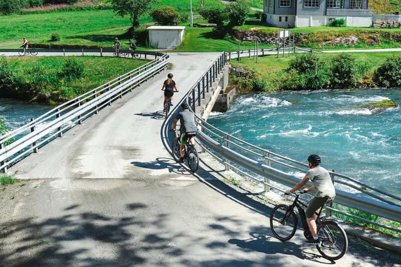 Olden: Guided e-bike tour - Why This E-Bike Tour Is a Great Choice for Seeing Olden