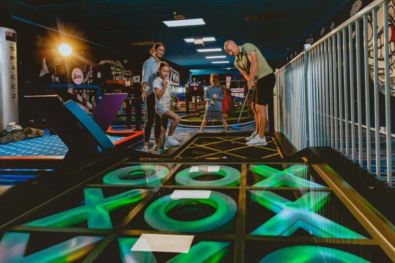 Oldenburg: Puttbrothers Adventure Mini Golf - The Experience: Pros and Cons