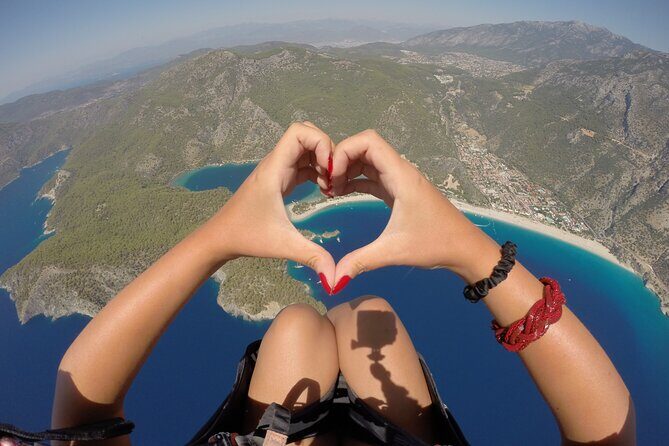 Oludeniz Paragliding Fethiye Turkey, Additional Features - Group Size and Personalization