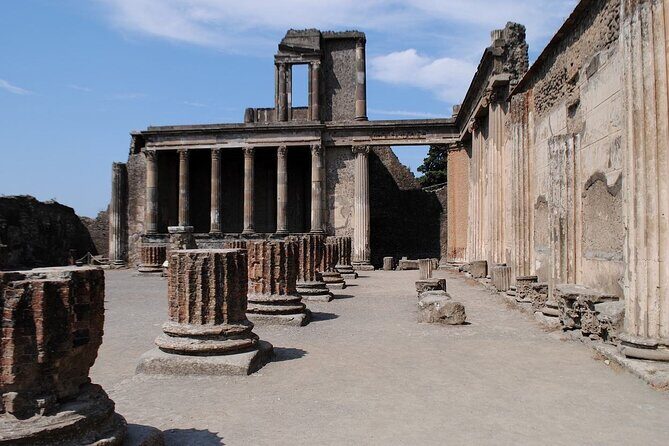 One day excursion to Pompeii and Vesuvius from Positano - Is This Tour Right for You?