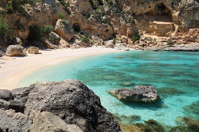 One Day Mini Cruise in the Gulf of Orosei with Lunch on Board - The Itinerary: What Can You Expect?