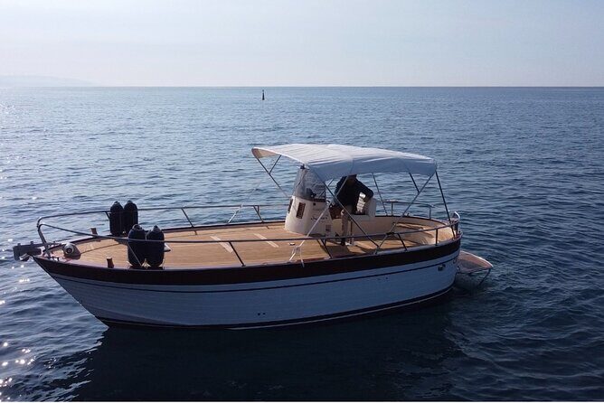 One Day Private Boat Tour in the Cinque Terre - FAQs