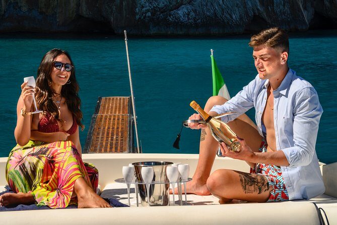 One Day Private Boat Tour of Capri - FAQ