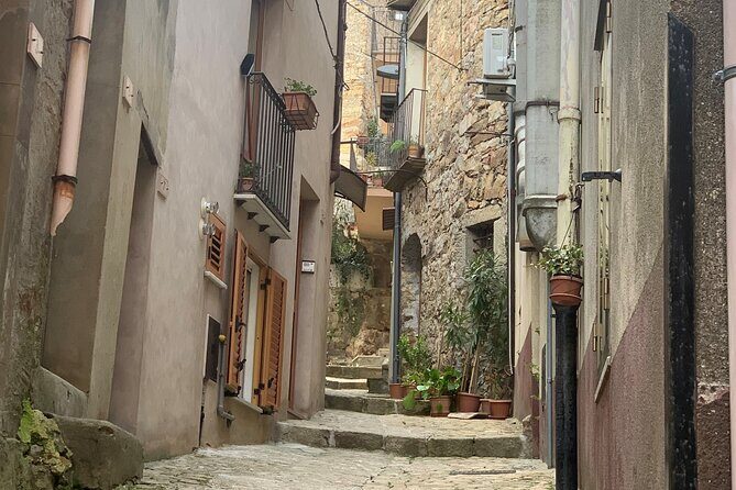 One day to Cefalù and Geraci Siculo from Palermo, private tour - Frequently Asked Questions