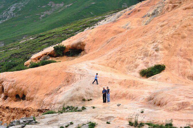 One day Tour in Kazbegi Mountains - FAQ