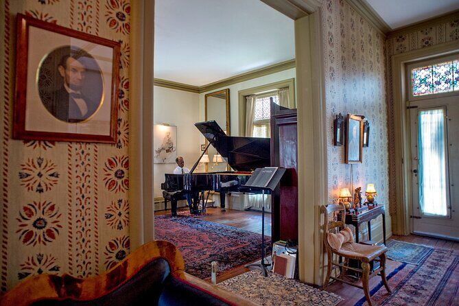 One Day Tour On Galena From Chicago - What the Included Extras Mean for You