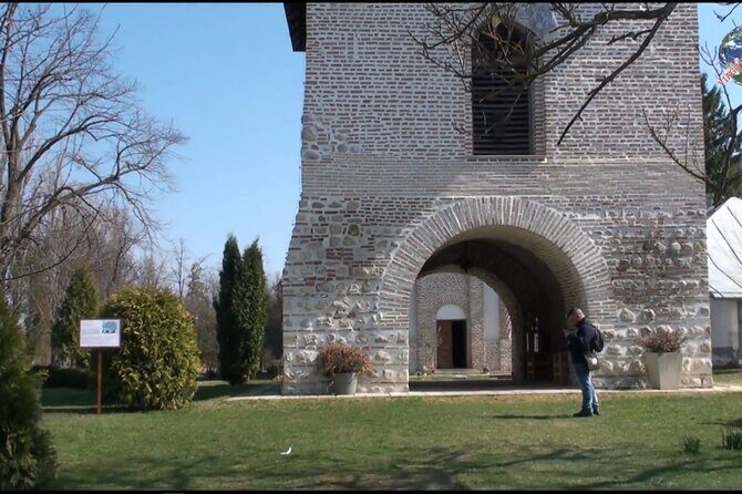 One-Day Vlad the Impaler Royal Court Private Tour from Bucharest - Follow in Draculas Footsteps at Poienari Castle
