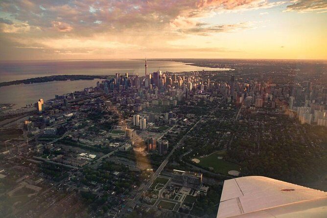 One hour Aerial Tour of Toronto and Niagara Falls with iflyTOTO - Pricing and Value