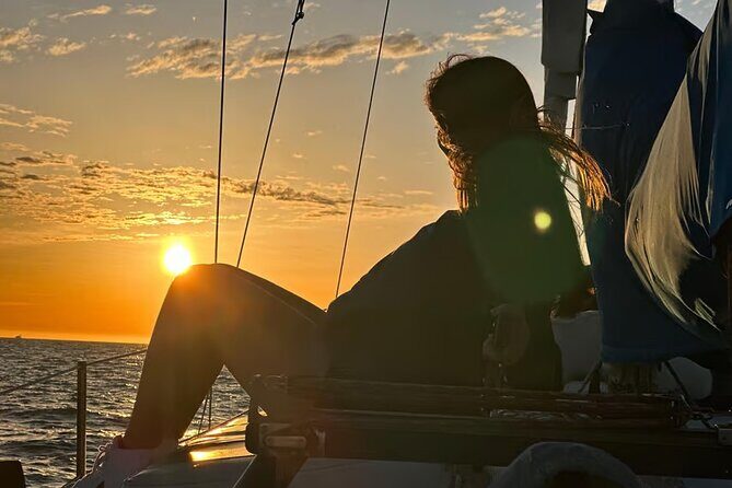 One Hour Cruise Around Marina del Rey - What’s Included and What’s Not