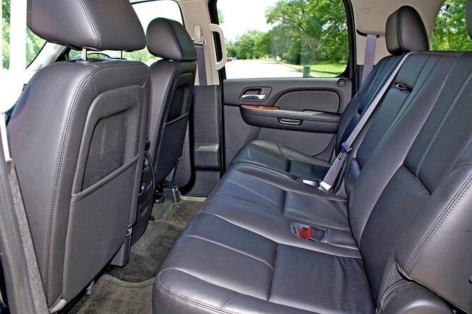 One-Way Private MDW Meet and Greet Luxury Airport Transfer - Who Will Love This Service?