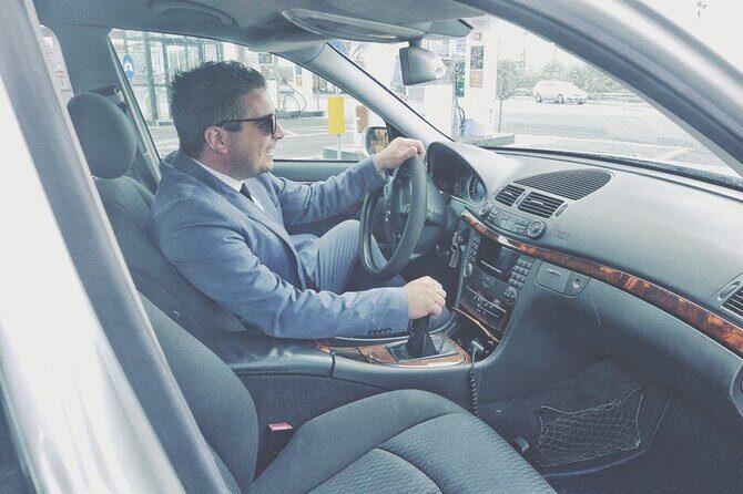 One Way Private Transfer Between Catania Airport and Taormina - The Experience in Action