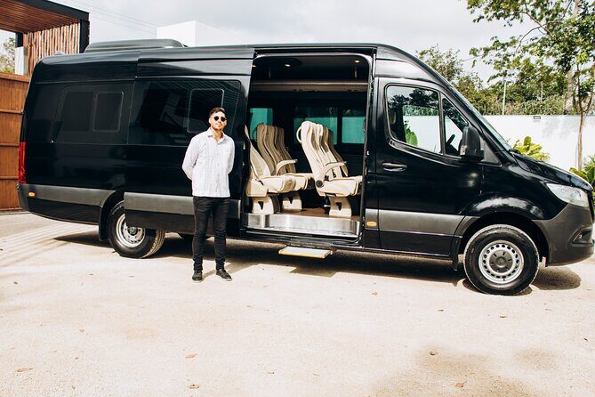 One way Private Transfer Cancun - Cancun International Airport - Who Would Benefit Most from This Service?