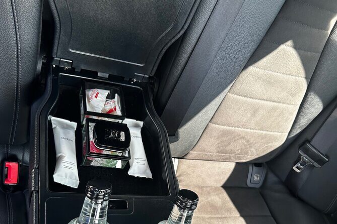 One-way private transfer from Paris Airports - The Booking and Cancellation Process