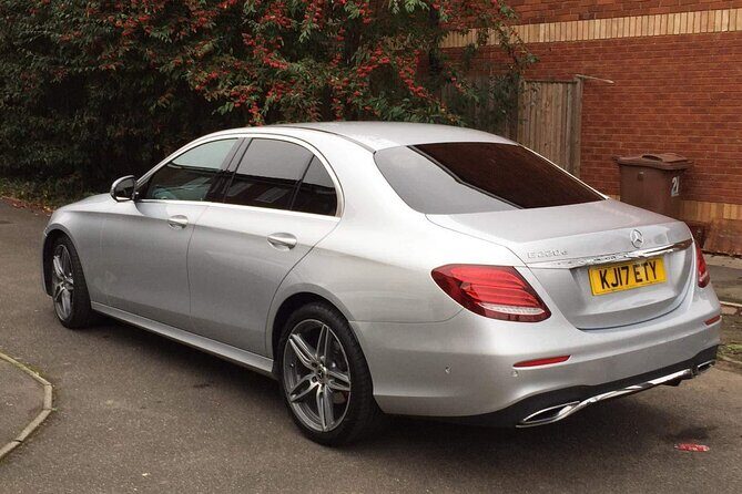 One Way Taxi Transfer from Heathrow Airport to Luton Airport - Key Points