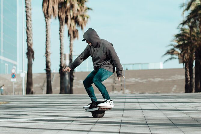 ONEWHEEL Experience Barcelona - Exploring the ONEWHEEL Experience Barcelona