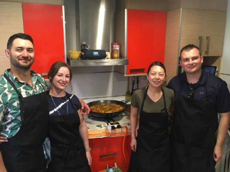 OnlyForYou, Paella Session at a Michelin-trained Chefs Home - Practical Details & Logistics