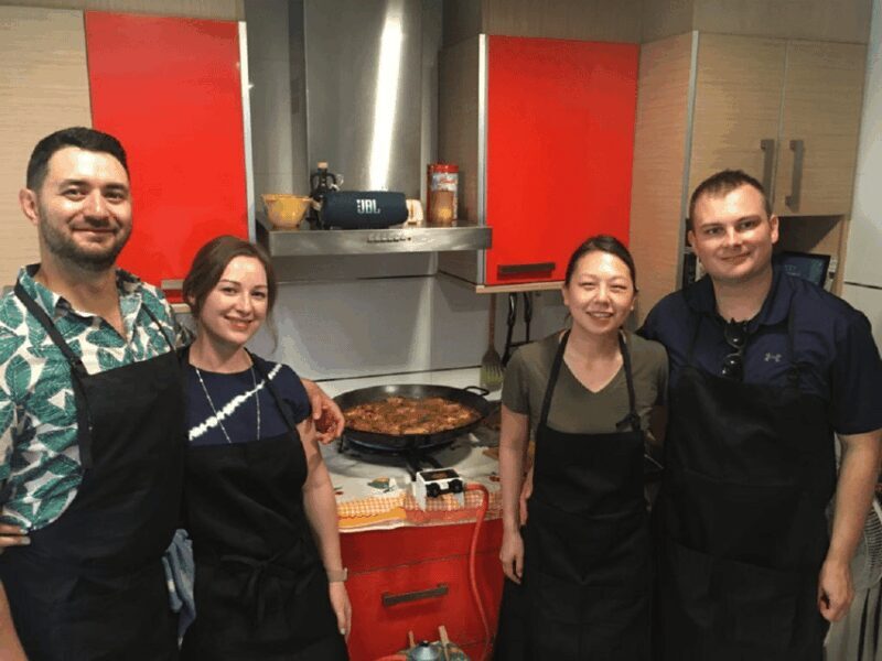 OnlyForYou, Paella Session at a Michelin-trained Chefs Home - Frequently Asked Questions