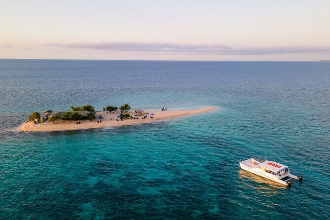 Oolala Cruises on Savala Island - What to Expect from Oolala Cruises on Savala Island