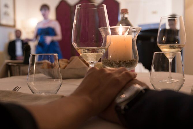 Opera Dinner: Dining to the Sounds of Opera in Pamphilij Palace - An Overview of the Opera Dinner Experience