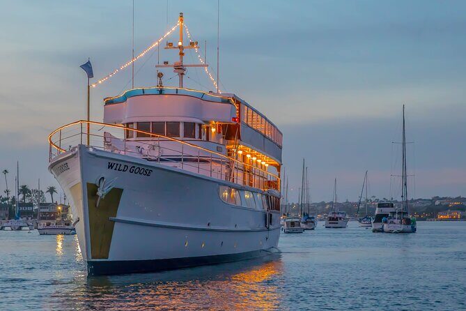 Orange County Premier Dinner Cruise from Newport Beach - What to Expect on the Newport Beach Dinner Cruise