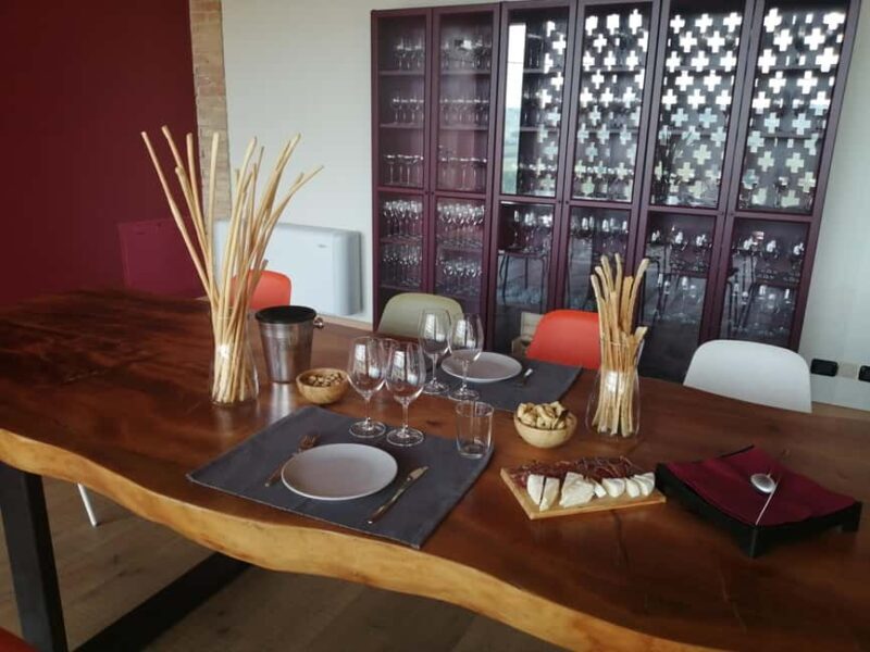 Organic Wine Tasting at Cantamessa Wines - Key Points