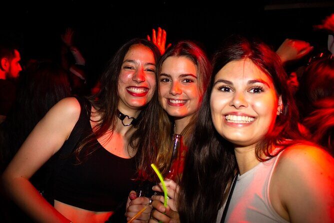 Original Paris Pub Crawl - Key Points