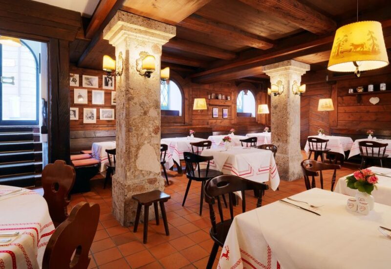 Original Sound of Music Tour with Schnitzel + Noodles - Who Should Do This Tour?